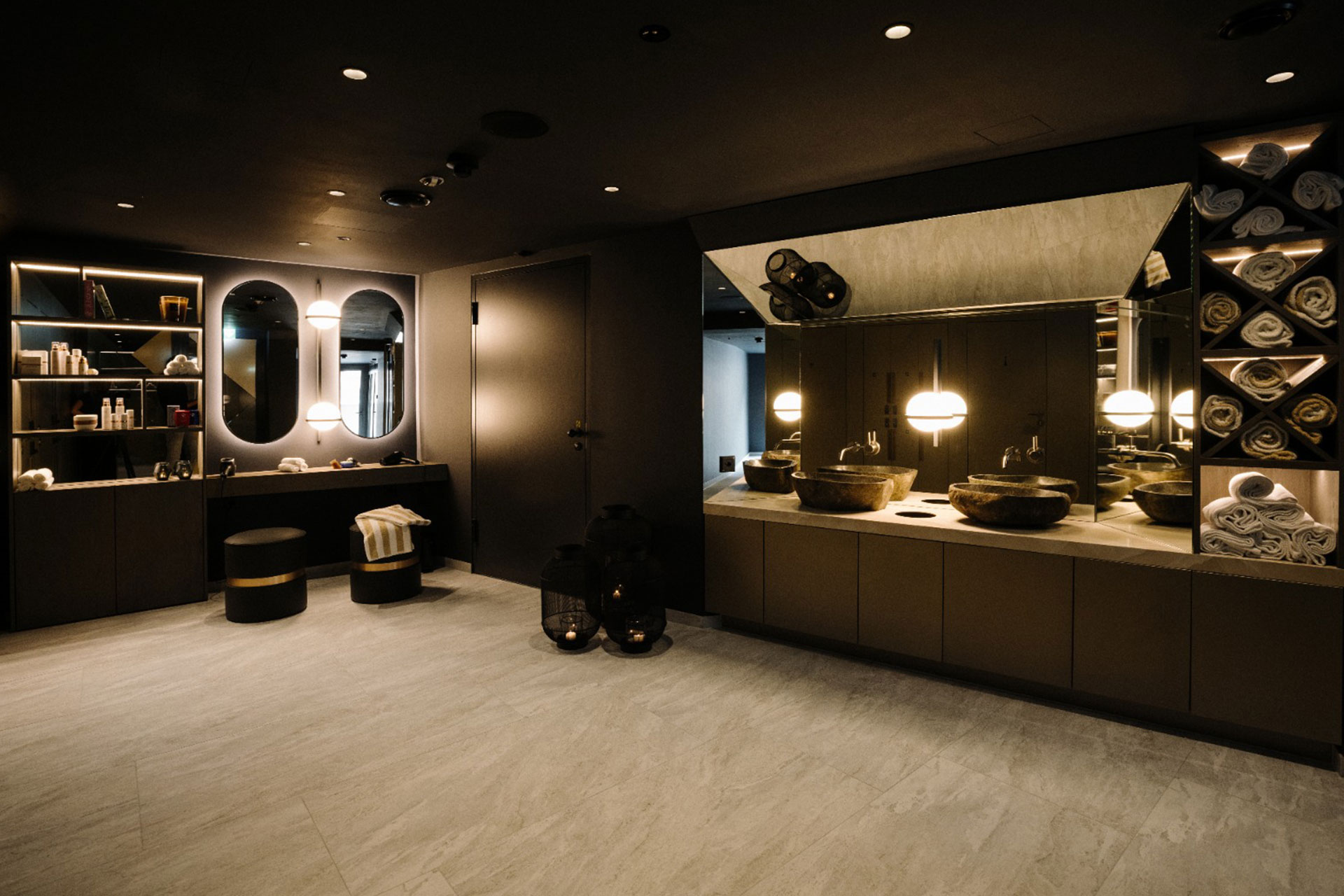 Spa Bereich des Luxusresort Bergwelt Grindelwald gebaut von mb:duoform